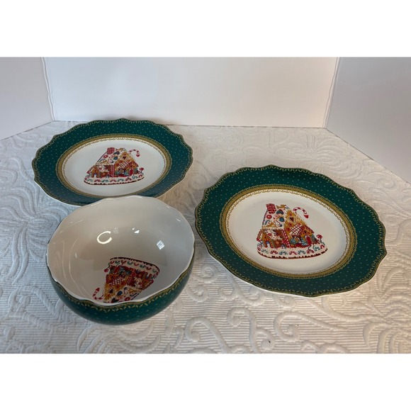 Robert Stanley Other - Robert Stanley Christmas Gingerbread House Bowl and 2 Plates Set Green Gold Trim
